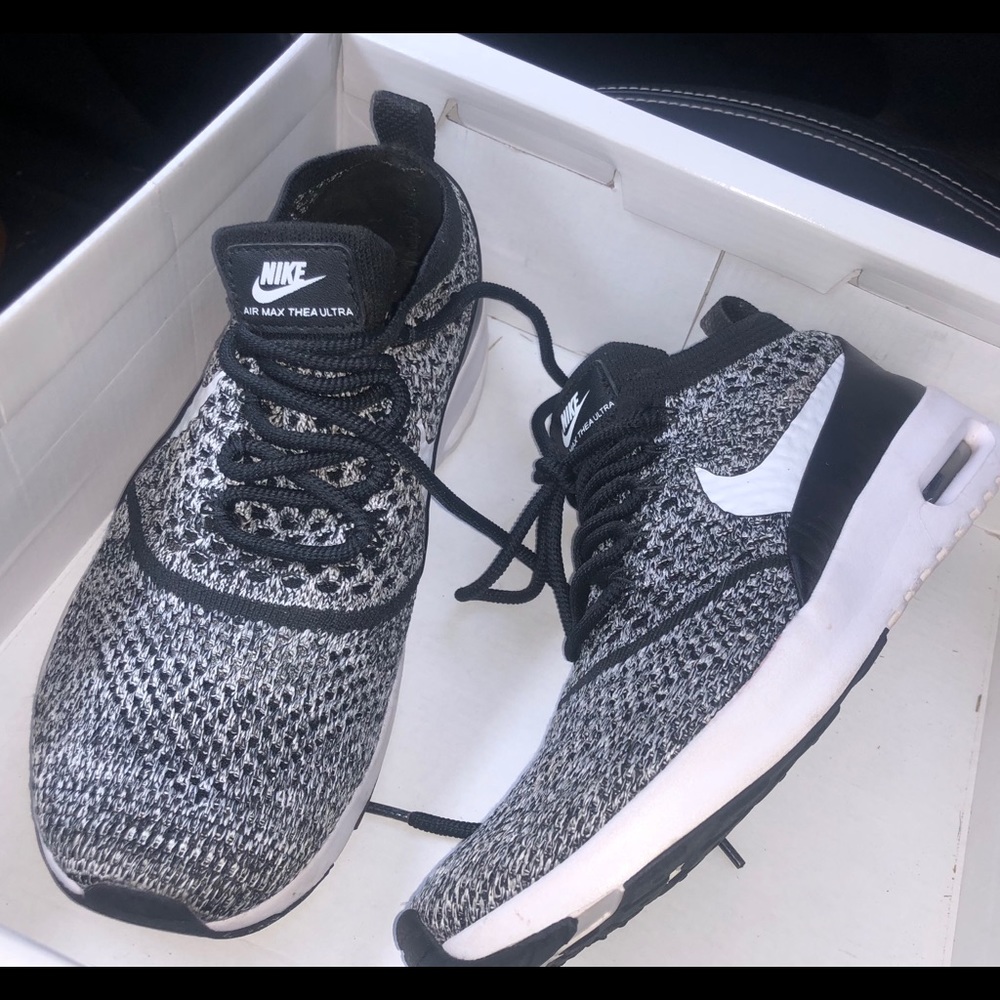 Nike max Thea ultra